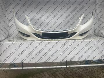 Voorbumper van een Mercedes S-Klasse beschikbaar voor biedingen