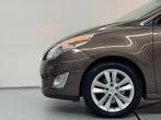 Renault Grand Scénic 2.0 Privilege Automaat Pano Leder, Auto's, Renault, Euro 5, Beige, 4 cilinders, Bruin