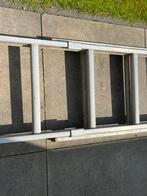 Trap uitschuifbaar aluminium, Doe-het-zelf en Verbouw, Ladders en Trappen, Ladder, Ophalen of Verzenden, Opvouwbaar of Inschuifbaar