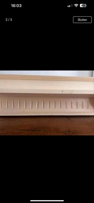 Brocante Wandplank met Haken beschikbaar voor biedingen