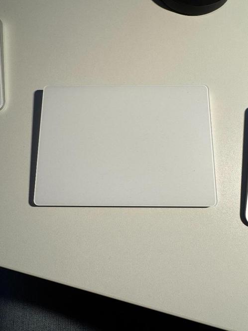 apple magic trackpad, Computers en Software, Muizen, Zo goed als nieuw, Trackpad, Linkshandig, Rechtshandig, Draadloos, Ergonomisch