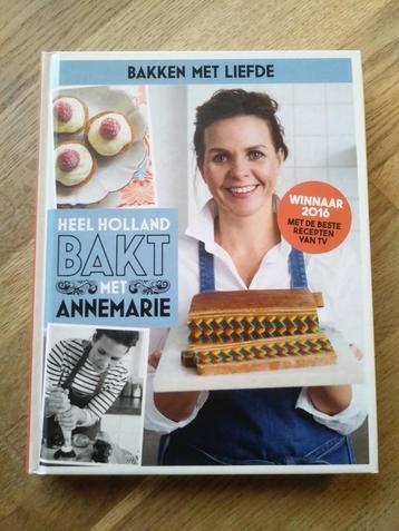 HEEL HOLLAND BAKT MET ANNEMARIE, BAKKEN MET LIEFDE beschikbaar voor biedingen