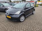 Toyota Aygo 1.0-12V/AIRCO/NAP, Auto's, Voorwielaandrijving, Gebruikt, 4 stoelen, Startonderbreker