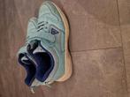 Schoenen voor kunstgras (hockey/korfbal) maat 35. Merk:Osaga, Ophalen of Verzenden, Gebruikt, Schoenen