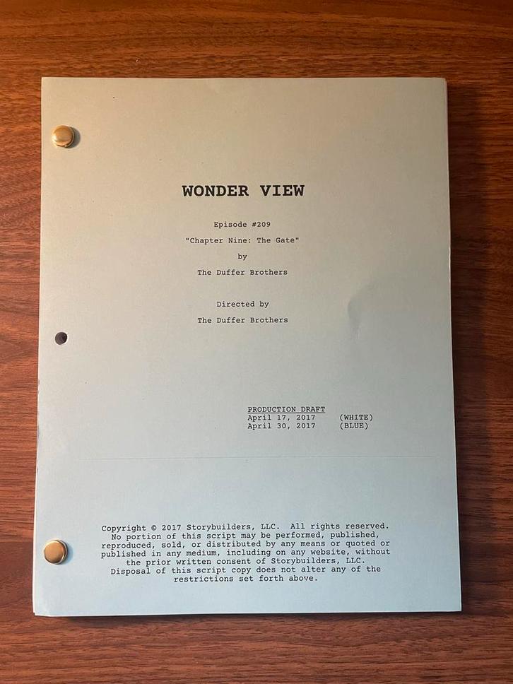 Stranger Things script S2 aflevering 9 ‘The gate’, Verzamelen, Film en Tv, Ophalen of Verzenden