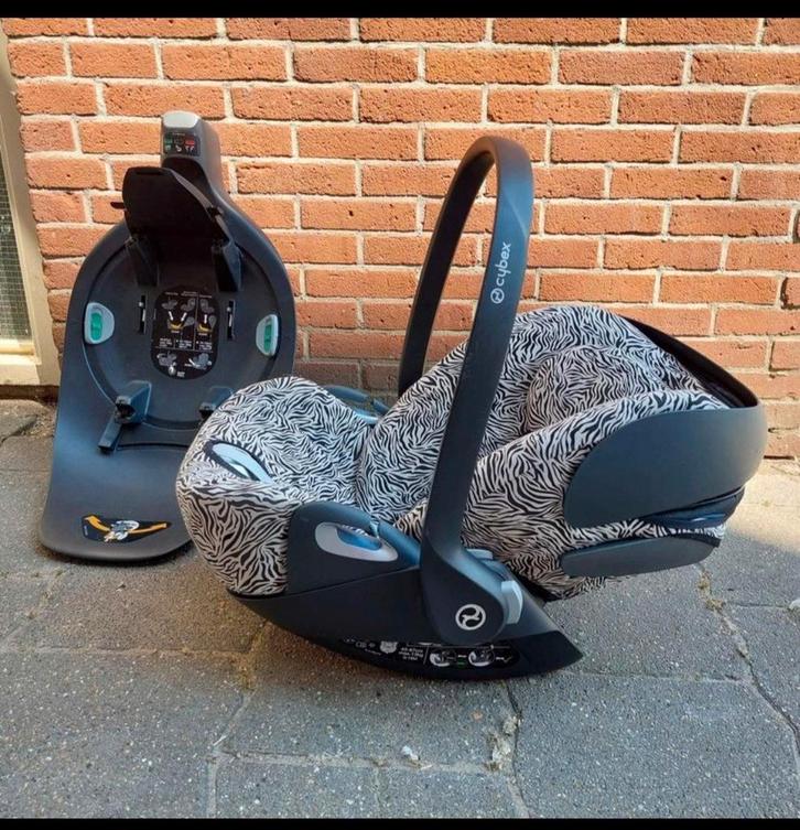 Autostoeltje met base. Cybex Cloud Z i-size. (Draaibaar), Kinderen en Baby's, Autostoeltjes, Zo goed als nieuw, Overige merken