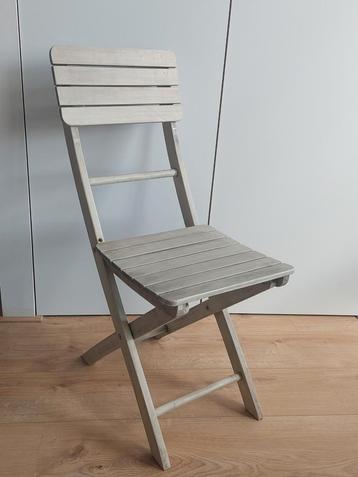 Foldable Wooden Chair – Lightweight & Sturdy beschikbaar voor biedingen