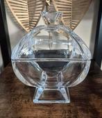 Bonbonniere kristal vierkant op voet, Ophalen of Verzenden, Overige stijlen, Glas, Schaal of Schalen