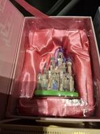 Disney castle ornament doornroosje, Ophalen of Verzenden, Overige figuren, Nieuw, Beeldje of Figuurtje