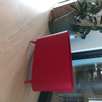 Koziol Lectuurbak rood beschikbaar voor biedingen
