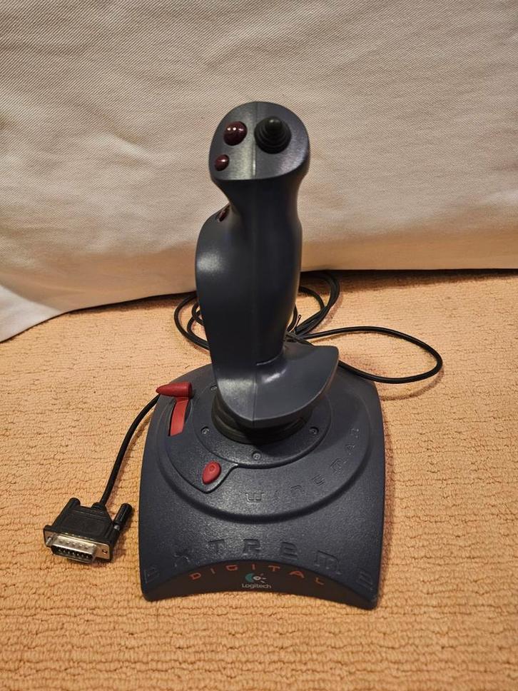 Logitech Wingman Extreme Joystick - Klassieker!, Computers en Software, Joysticks, Gebruikt, Ophalen of Verzenden