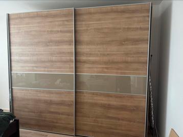 Ruime schuifdeur kledingkast – 270x230x64 cm