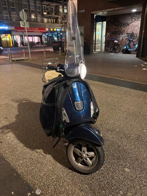 Vespa lx 80cc, Fietsen en Brommers, Scooters | Vespa, Zo goed als nieuw, Vespa LX, Ophalen of Verzenden