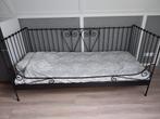 metalen bed met lattenbodem en matras, Ophalen, Gebruikt, 90 cm, Eenpersoons