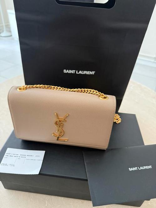 Yves Saint Laurent Kate tas, Sieraden, Tassen en Uiterlijk, Tassen | Damestassen, Zo goed als nieuw, Handtas, Beige, Ophalen of Verzenden