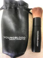 Youngblood (66,50 = 37,50) ultimate foundation brush, Sieraden, Tassen en Uiterlijk, Uiterlijk | Cosmetica en Make-up, Overige kleuren