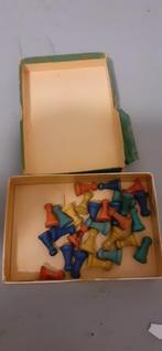 Doosje met oude pionnetjes, Antiek en Kunst, Antiek | Speelgoed, Ophalen of Verzenden