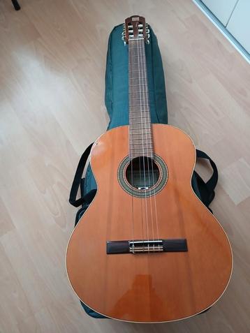 Alhambra c1 akoestische gitaar met Tobago gitaar hoes  beschikbaar voor biedingen
