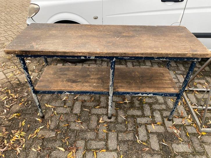 Vintage Werkbank met Onderplank, Antiek en Kunst, Antiek | Meubels | Tafels, Ophalen of Verzenden