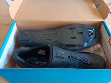 NIEUWE ongedragen Racefiets schoenen  beschikbaar voor biedingen