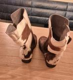 Clumpy koeien huid  mt. 43, Kleding | Dames, Ophalen, Overige kleuren, Lage of Enkellaarzen, Zo goed als nieuw