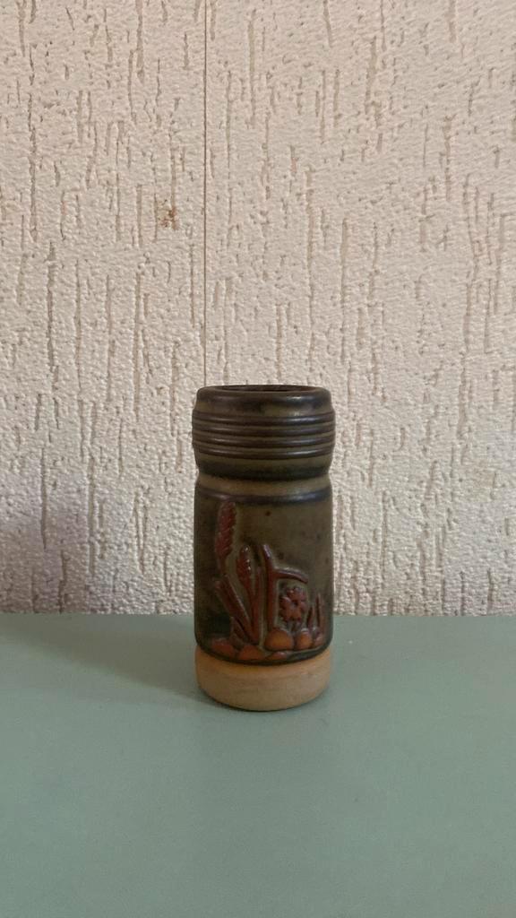 Vaasje Tremar Cornish U.K., Antiek en Kunst, Antiek | Vazen, Ophalen of Verzenden