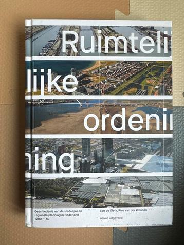 Ries van der Wouden - Ruimtelijke ordening beschikbaar voor biedingen