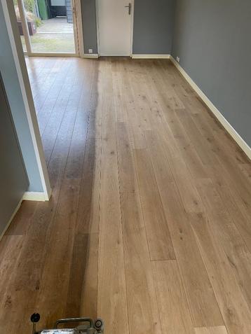 Parket schuren voor een frisse uitstraling beschikbaar voor biedingen