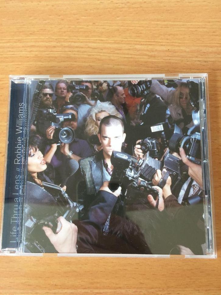Cd Robbie Williams Life thru a lens, Cd's en Dvd's, Cd's | Pop, Zo goed als nieuw, 1980 tot 2000, Ophalen of Verzenden