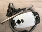 Te koop Miele stofzuiger – 2000 watt – Zeer krachtige, Witgoed en Apparatuur, Stofzuigers, Ophalen of Verzenden, Zo goed als nieuw
