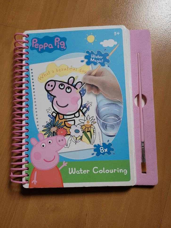 Peppa Pig Water Magic Kleurboek, Kinderen en Baby's, Speelgoed | Educatief en Creatief, Zo goed als nieuw, Knutselen, Ophalen