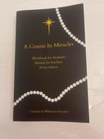 A Course in Miracles - Zo Goed Als Nieuw!, Boeken, Ophalen of Verzenden, Zo goed als nieuw, Spiritualiteit algemeen, Achtergrond en Informatie