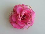 zenner roze roos op haarkammetje, Sieraden, Tassen en Uiterlijk, Uiterlijk | Haarverzorging, Ophalen of Verzenden, Zo goed als nieuw