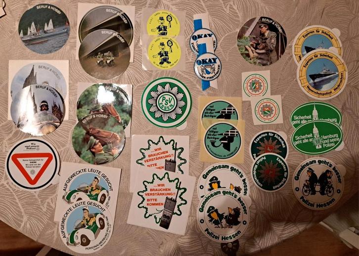 Lotje 41 vintage politie Stickers Duitsland Zwitserland, Verzamelen, Stickers, Ophalen of Verzenden