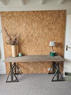 Stoere sidetable ijzer met steigerhout, Huis en Inrichting, Tafels | Sidetables, Ophalen, Zo goed als nieuw, 50 tot 75 cm, Rechthoekig