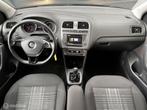 Volkswagen Polo 1.0 Lounge|cruise|stoelverwarming|navi, Stof, Gebruikt, Met garantie (alle), Zwart