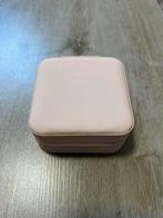 Zelf sieraden maken met de leukste bedels, Ophalen of Verzenden, Zo goed als nieuw