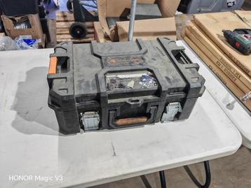 Robuuste gereedschaps-/sorteerkoffer (52,8 x 37,1 x 17,9 cm) beschikbaar voor biedingen