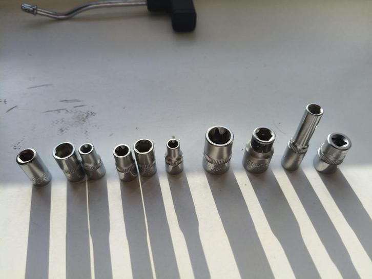 Gedore Red dopsleutels  nieuw en net aan gebruikt, Doe-het-zelf en Verbouw, Gereedschap | Handgereedschap, Ophalen