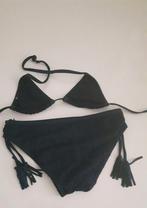 bikini 134-140 donkerblauw zgan, Meisje, Badpak, Ophalen of Verzenden, Zo goed als nieuw