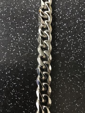 Heren armband nieuw ,23 cm,zilverkleur rvs beschikbaar voor biedingen