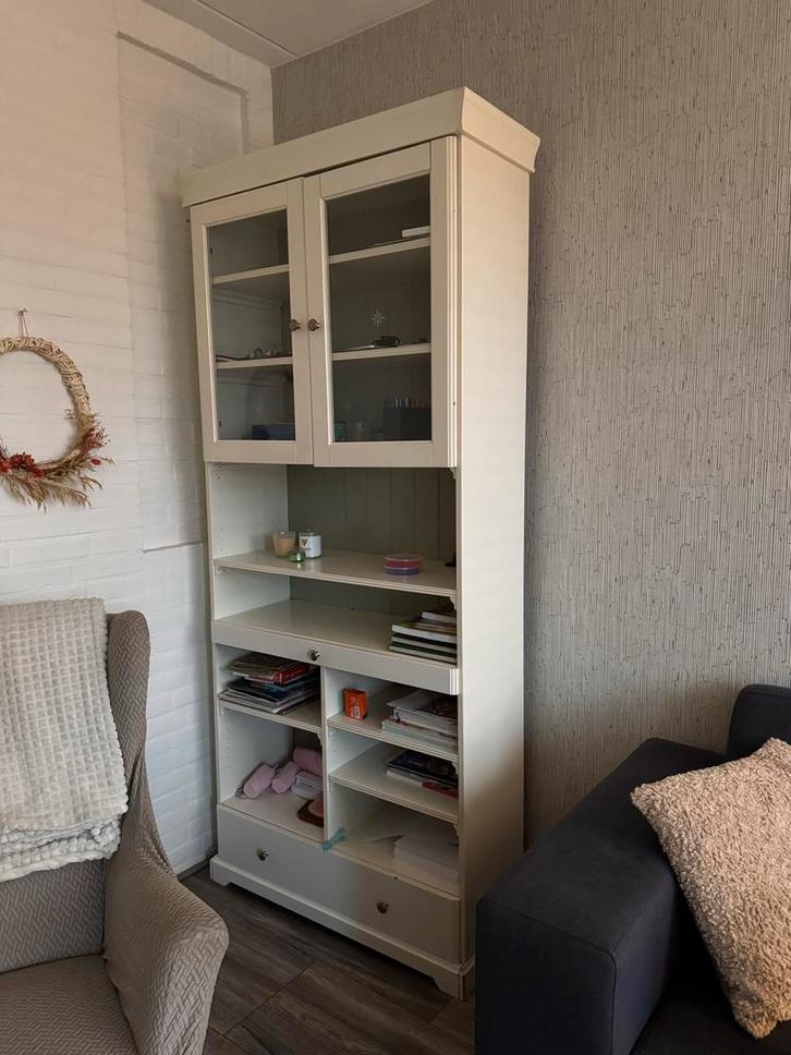 Ikea Liatorp boekenkast met glazen deuren, Huis en Inrichting, Kasten | Boekenkasten, 50 tot 100 cm, 150 tot 200 cm, 25 tot 50 cm