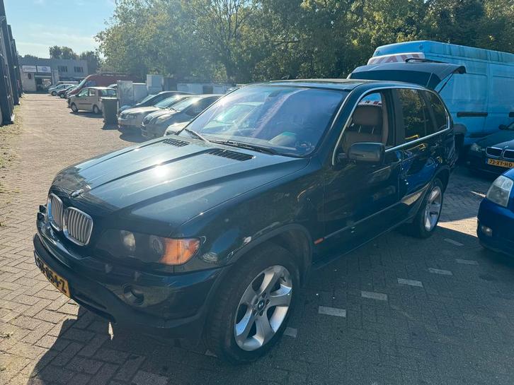 BMW X5 4.4 V8 Executive 2000 automaat 4x4 vanos defect, Auto's, BMW, Bedrijf, X5, Benzine, SUV of Terreinwagen, Automaat, Geïmporteerd