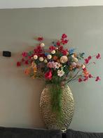 Zijde bloemen met vaas, Ophalen of Verzenden, Gehele jaar, Volle zon