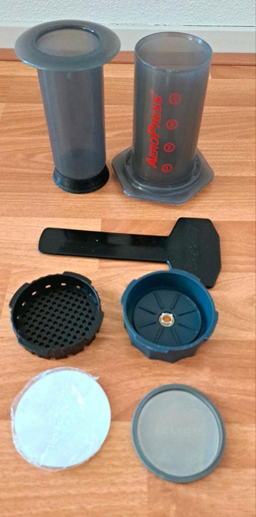 Aeropress Original met extra  Prismo set, Witgoed en Apparatuur, Koffiezetapparaten, Gebruikt, Koffiemachine, Ophalen of Verzenden