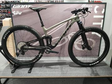 Nieuw: Giant Anthem Adv 2 Full Suspension Mountainbike mt M beschikbaar voor biedingen