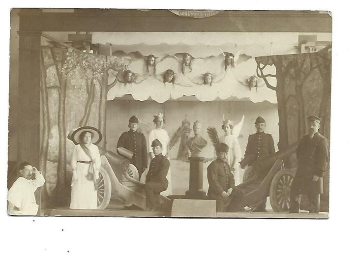 Fotokaart -Onbekend -veel militairen, Verzamelen, Foto's en Prenten, Gebruikt, Foto, Overige onderwerpen, Voor 1940, Verzenden