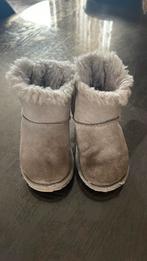 UGG maatje 23,50, Gebruikt, UGG, Meisje, Laarsjes