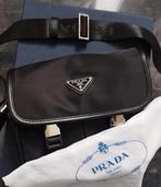 Prada messenger schoudertas, Ophalen of Verzenden, Zo goed als nieuw, Zwart