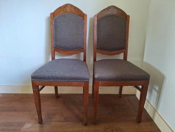 Vier eetkamerstoelen jaren 30 beschikbaar voor biedingen